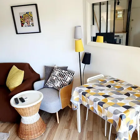 Bel A 50m De La Plage, 2 Pieces Climatisees, Parking Prive Apartmán