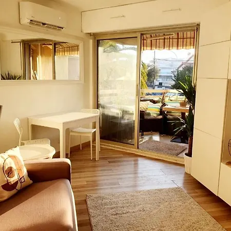 Bel A 50m De La Plage, 2 Pieces Climatisees, Parking Prive Apartmán *